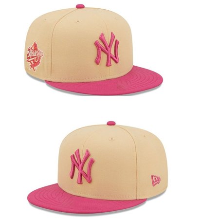 New York Yankeess Snapback Hat